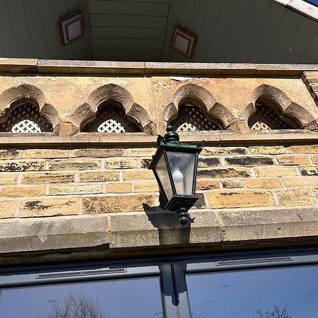 St George'S Lodge Halifax Exterior foto